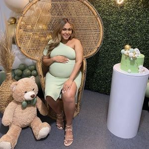 Green Shoulder Dress